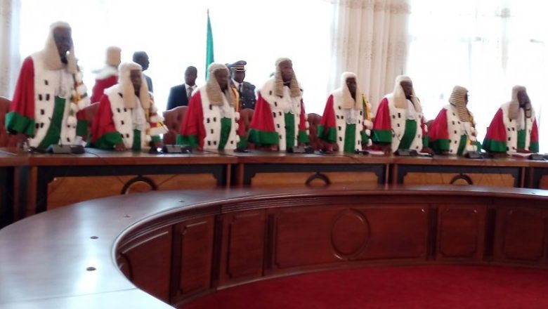 237online's tweet photo. Résultats Officiel sénatoriales 2018
RDPC gagne 63 sièges
SDF 7 sièges
Total 70 sièges
#Cameroun #senatoriales2018 https://t.co/TzHKMw1Ugr
