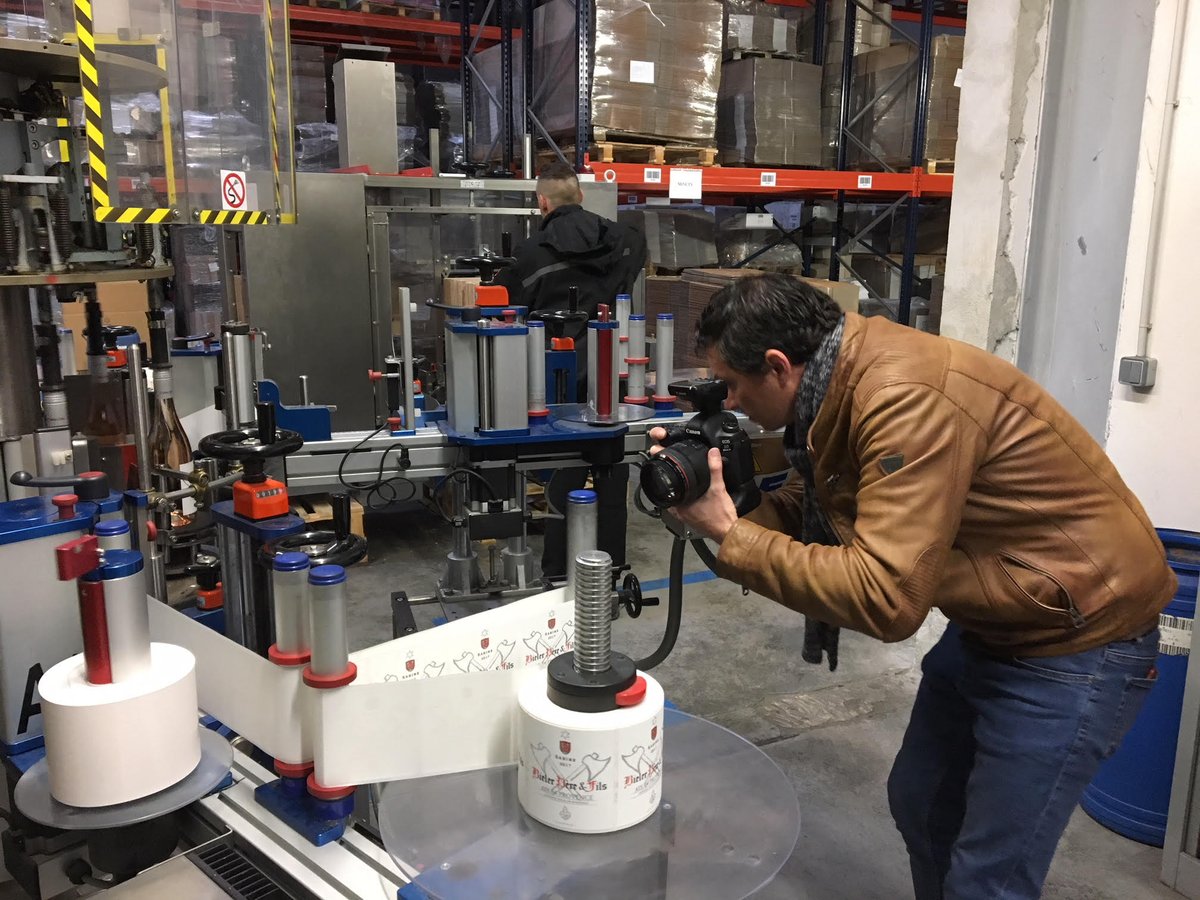 imageconseil's tweet photo. Journée shooting photos sur le site du #GroupeLauvige à #Brignoles avec @TelmaProd #agencedecommunication #communication #siteweb #créatif #digital https://t.co/pyix4uOYGK