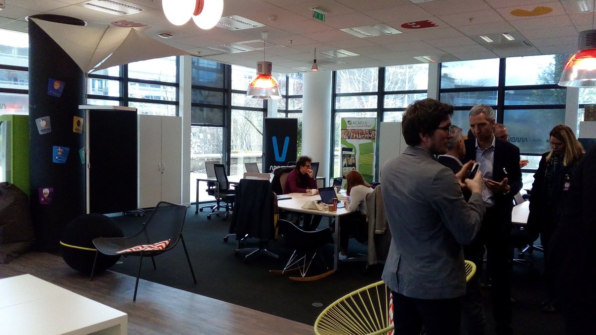 TechnopolePB's tweet photo. La @TechnopolePB visite la Scale zone d'@IBM_France aujourd'hui ! Avec @RetisInnovation. #Startups #accelerateurs https://t.co/LHU1aCjN9a