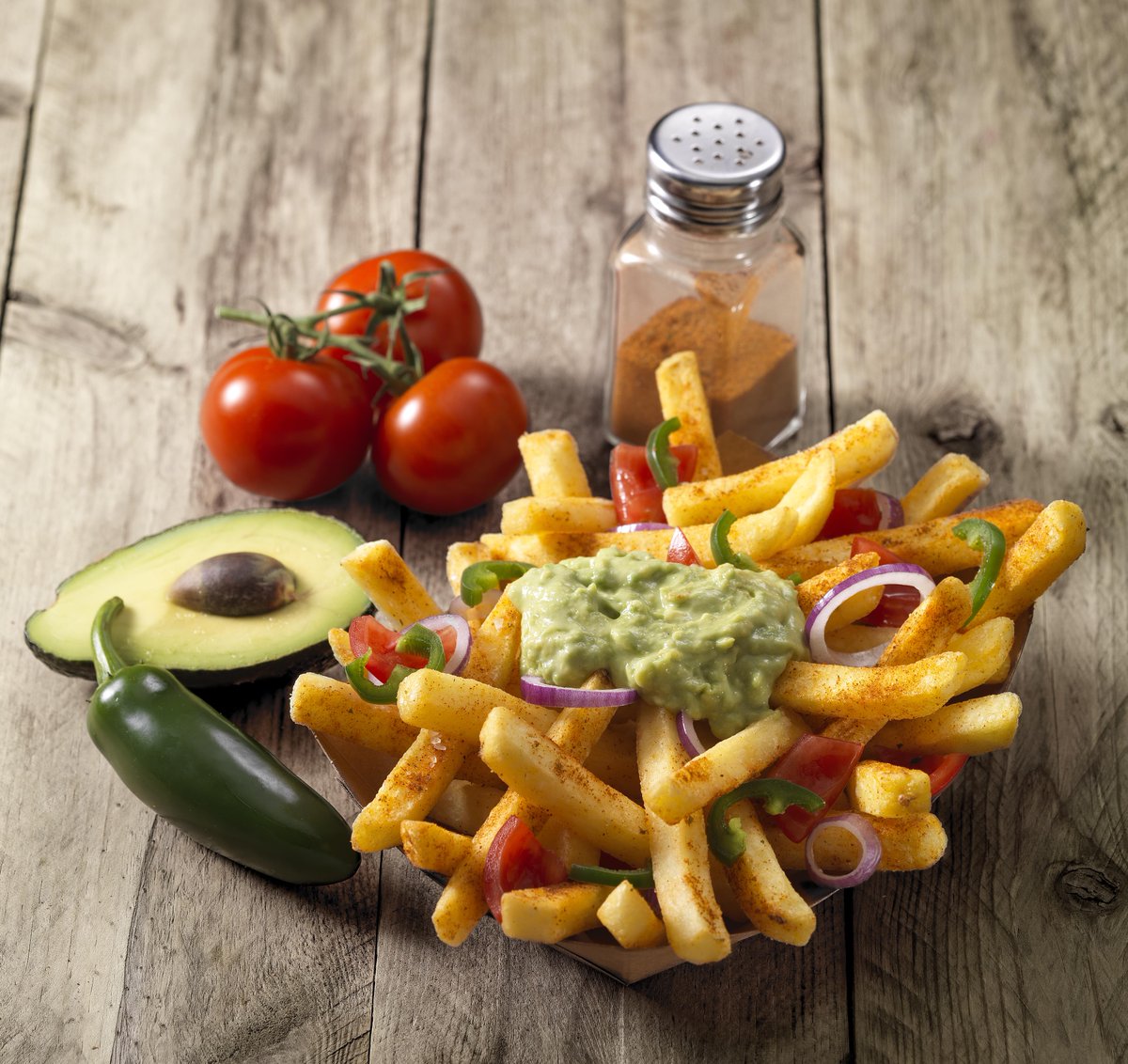FarmFrites_UK's tweet image. The trend for flexible, informal meals that can be enjoyed at any time of day is one that operators can easily respond to. Structure your menus so that chips can go it alone! #foodservice #loadedchips #foodtrends