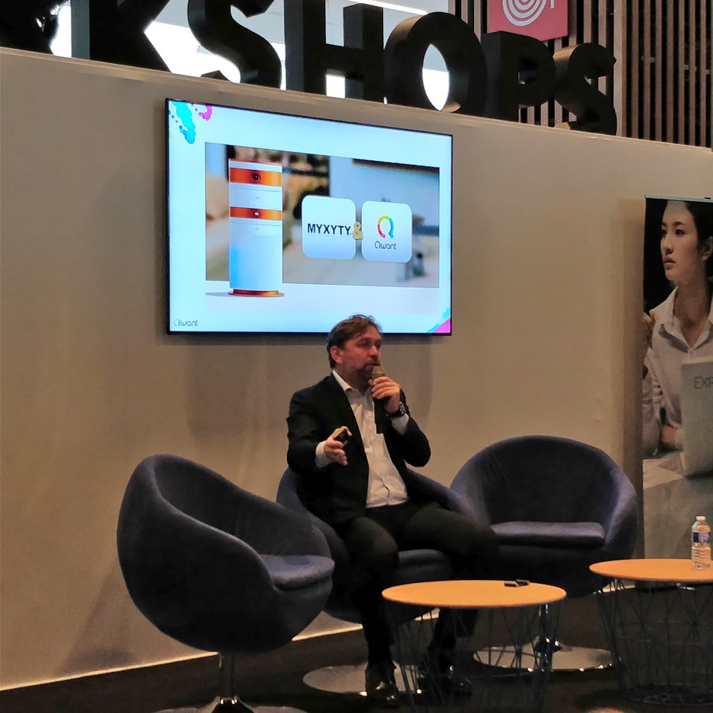 C'est pour cela que nous développons un assistant virtuel capable de répondre à vos questions et d'interagir avec vos objets connectés sans sauvegarder vos données personnelles ! 💬 #medpi2018 #SwitchToQwant