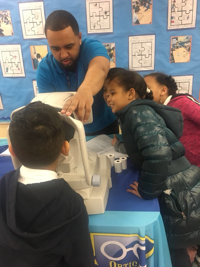 AbbyAyoub's tweet image. Thanks for letting #OpticalAcademy inside and providing the best onsite eyecare experience. @opticalacademy1 @OAAlliances 

#oa #opticalacademy #onsite #mobile #ondemand #popup #mobilevision #ondemand #gotglassesfromoa #wecometoyou