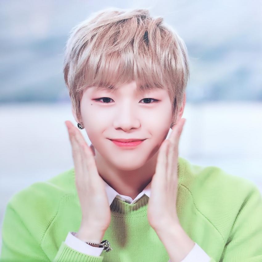 tmoppr's tweet photo. #오안뇽_정규됐다니엘
녜리 녜리 #강다니엘 이렇게 커여울수가 ㅠㅠ 드뎌 #이불밖은위험해 에서 요정 다니엘 볼수있다~~ https://t.co/y9wTJobST0