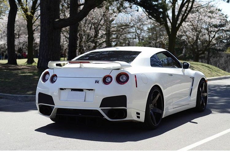 We LOVE this car! RT @nissancanada: Spring is in the air #NissanFanFeature 📷: @race_junkies #GTR