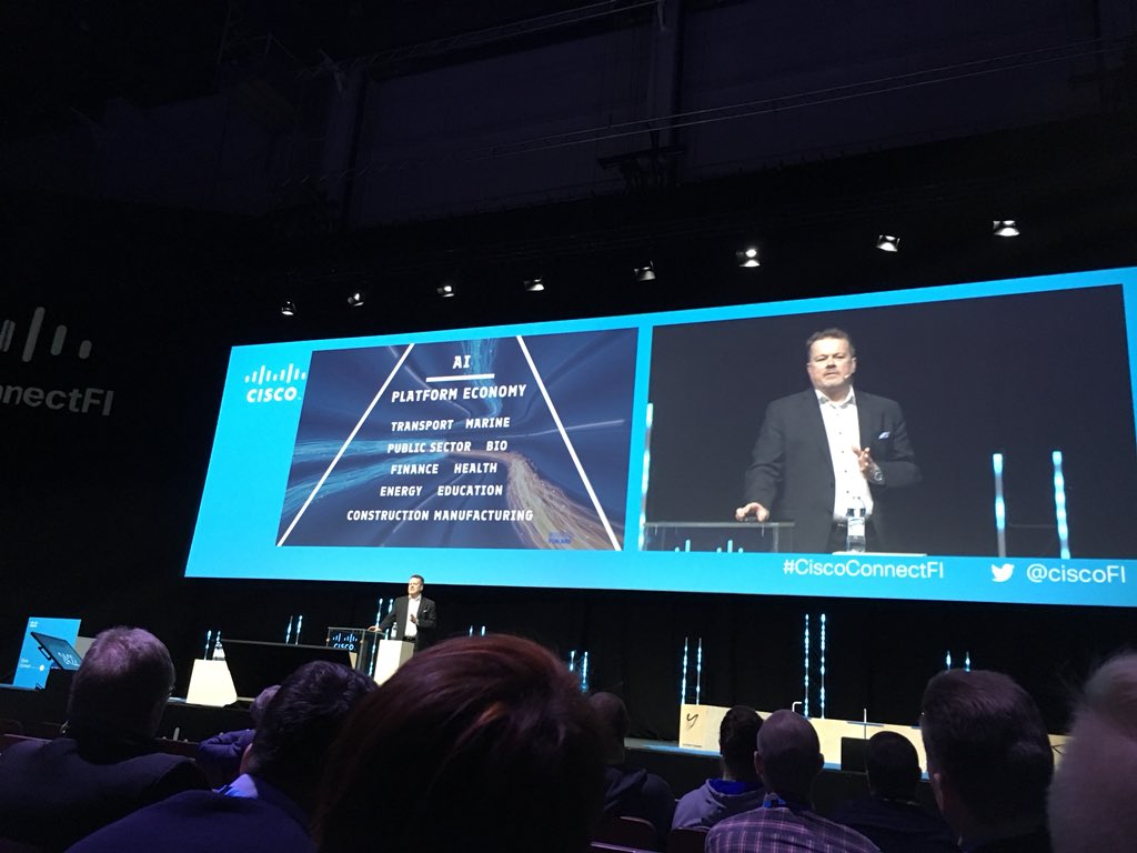 kirsikkalar's tweet image. #ciscoconnectfi :  #alustatalous on ydin jolle menestys rakennetaan ja #AI on työkalu joka tarvitsee alustatalouden ja datan jotta siitä on minkäänlaista arvoa sanoo @pekka_finland @BusinessFinland @CiscoFI