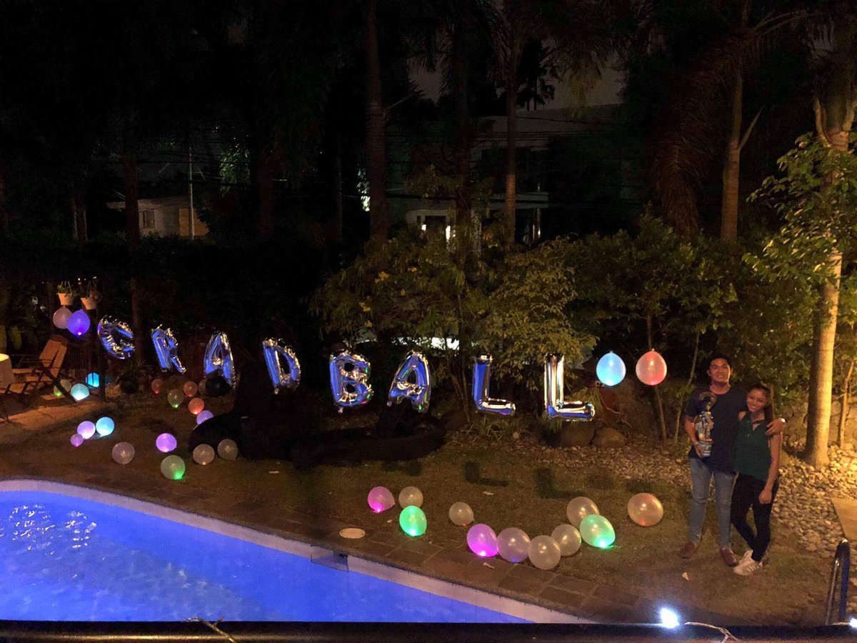 GradBallComm18's tweet photo. Congrats @Alyanaaa121 and Polo, have a good time at gradball! 🎈💖 https://t.co/QOYh77jJ5X