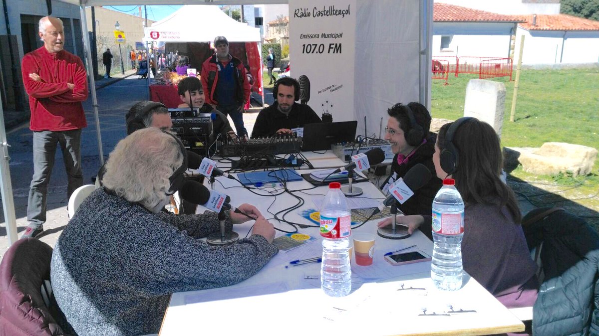 Imatges i podcast del programa especial de l'01/04 de <a href="/RdCastelltersol/">Ràdio Castellterçol</a> a la Fira Agronatura de Castellcir: bit.ly/2Hb4TBE Moltes gràcies a tots per la participació i la bona rebuda! <a href="/AjCastellcir/">AjCastellcir</a> <a href="/cmoianes/">Conservem</a> <a href="/ComarcaMoianes/">Consell Comarcal del Moianès</a>
