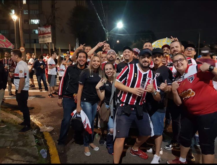 EmbaixadaPr's tweet photo. Embaixada São Paulina no Paraná presente!!!!O resultado não era o esperado, mas apoiamos até o fim!!!!No Morumbi estaremos presentes novamente!!!!!

@EmbaixadaAC @EmbaixadaBA @EmbaixadaES @EmbaixadaPB 
@EmbaixadaPR @EmbaixadaRJ @EmbaixadaRO @EmbaixadaRR
@EmbaixadaRS @EmbaixadaTO https://t.co/M9kbboqLGN