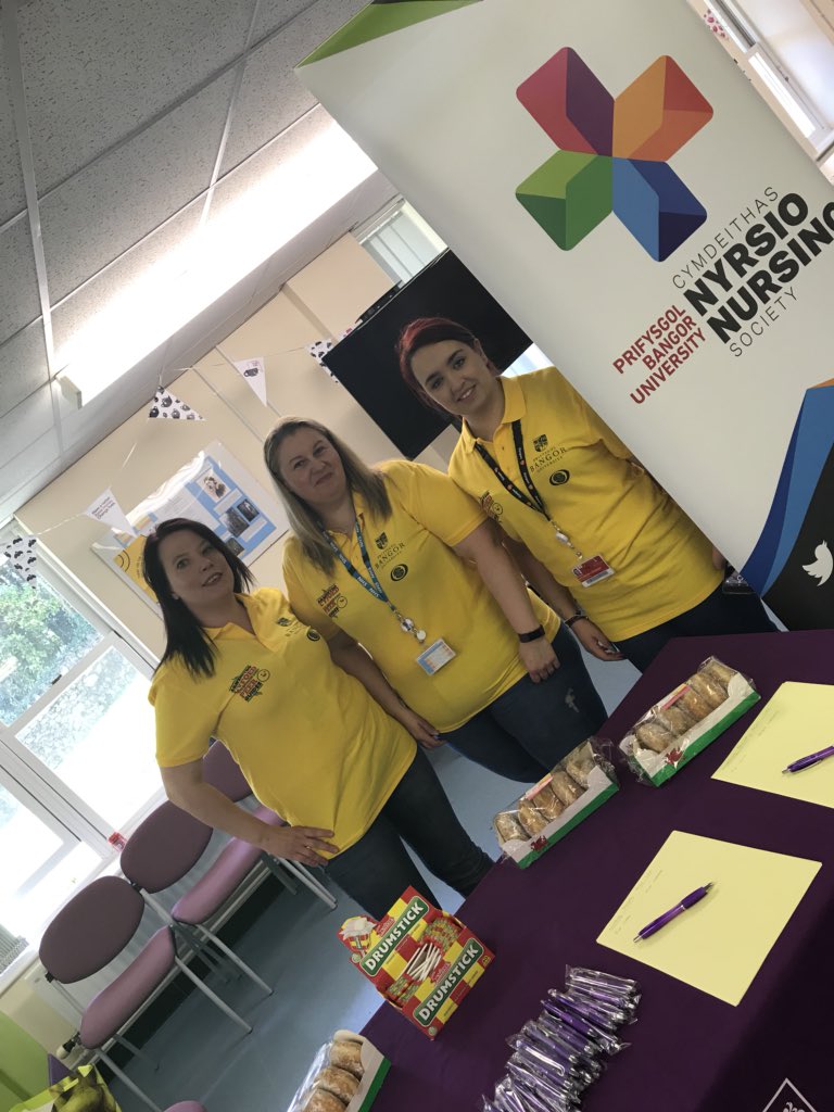 debplewis's tweet image. Great second day as peer guides #peerguide @SHSBangor @BangorNursing