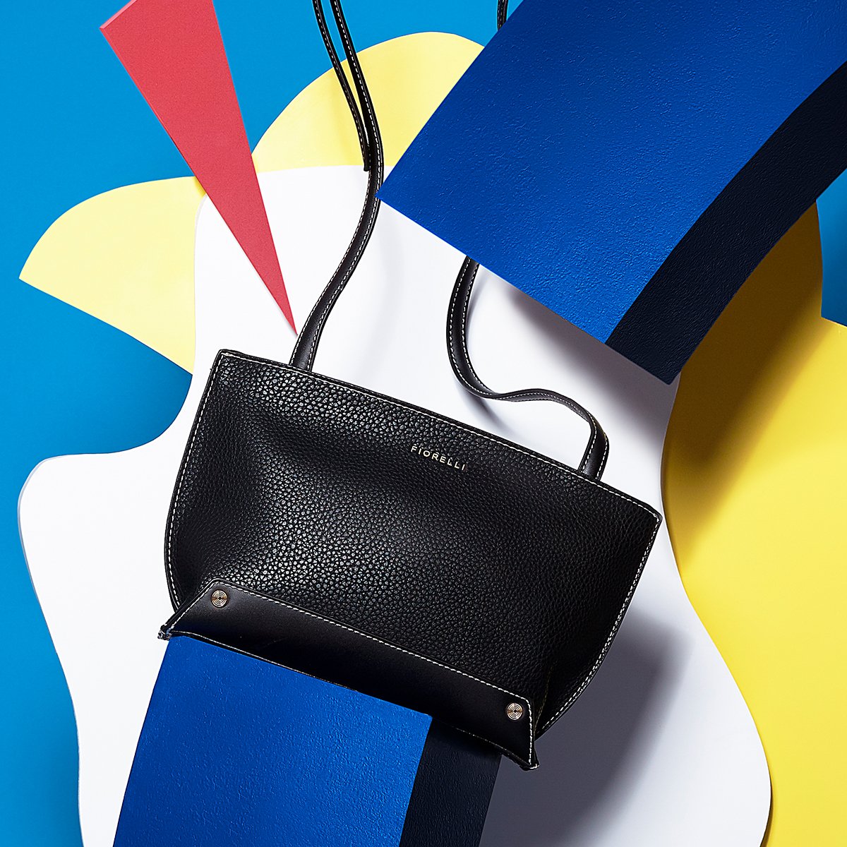 RunwayBags's tweet photo. Effortless and adaptable - bag the Hampton for only £22.50 https://t.co/K2kkS3plU6 https://t.co/QM0dnRMXyj