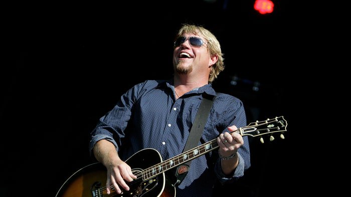 Happy birthday to country music star Pat Green. The Texas native turns 48 today. 