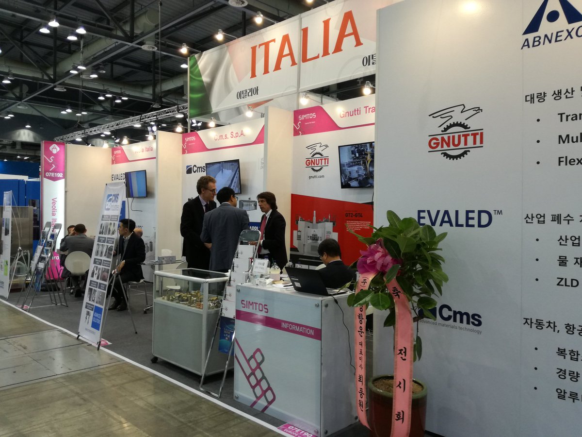 marinella339's tweet image. A #SIMTOS2018 il made in Italy ha successo #macchineUtensili #lamiera #CoreaDelSud #italianInFiera