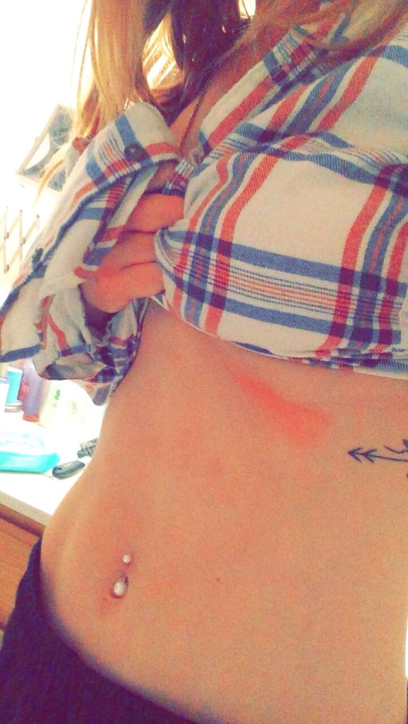 sarah__graceee's tweet photo. Thank you to the horse that fell down in the ring with me from turning around in a slick spot and trying to kick up at the same time...it’s not like I liked this rib or anything and the only bad thing about it is it’s right where the underwire of my bra lays🙃 #lilbooboo https://t.co/6RCl7NGsN5