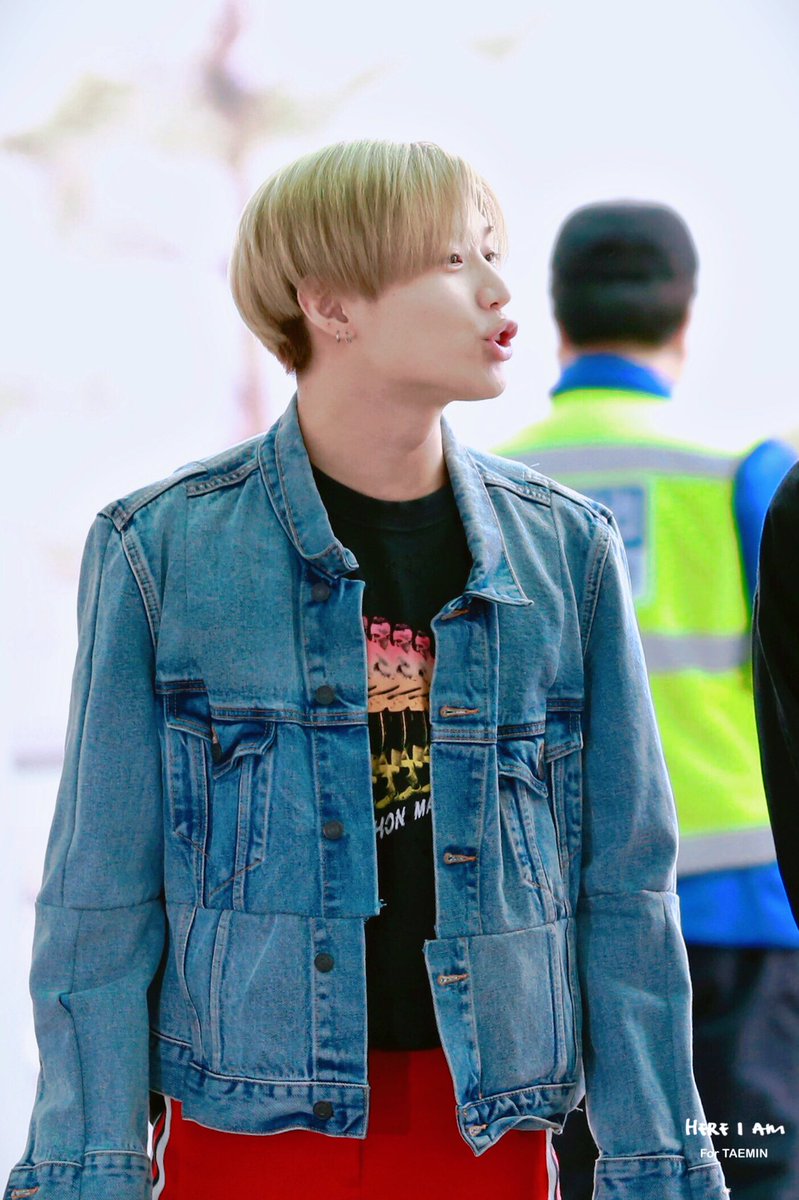 21hereiam's tweet photo. 180405 ICN #태민 #TAEMIN https://t.co/GVnSZDh6Z9