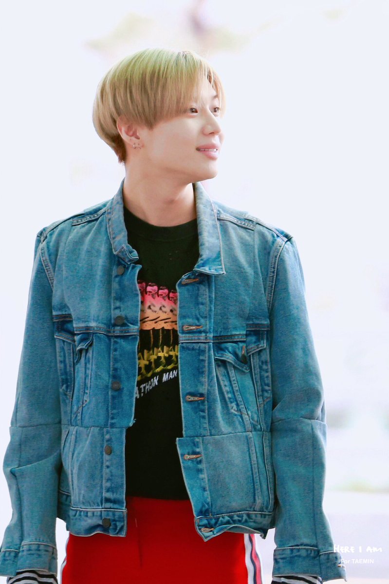 21hereiam's tweet photo. 180405 ICN #태민 #TAEMIN https://t.co/GVnSZDh6Z9