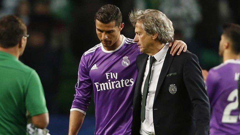 Jan Fredrik Hagen on Twitter: "Jorge Jesus on Cristiano Ronaldo: "Everyone  realizes he's out of this world. He's 33-years-old! I'm not only talking  about his technical abilities, but also his physical capacity." "