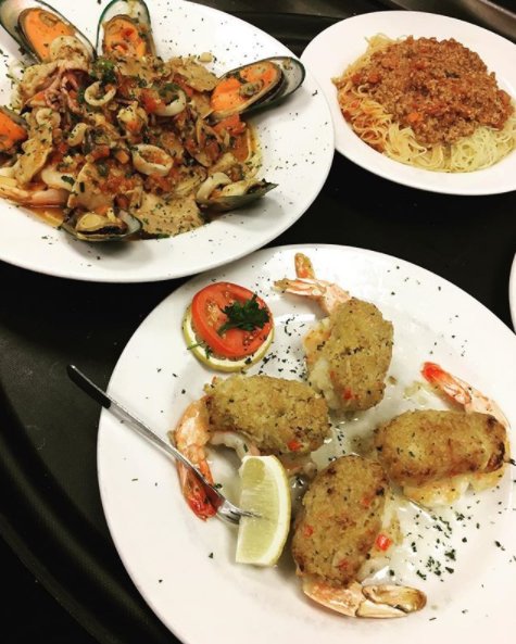 FrancosItalian's tweet photo. Only we can describe our seafood dishes? Shrimply delicious. https://t.co/lbjYEsw6x4