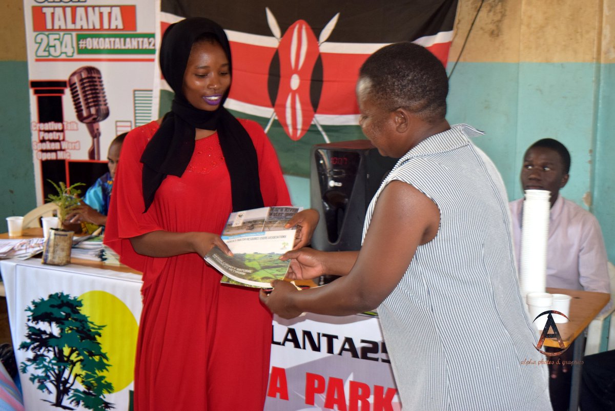 OfficialFunkeez's tweet photo. #TembeaKenyaNaMimi  #GreenGoldEdition This is how we spend #EasterMonday2018 AT #MAMANGINA  #CHILDRENSHOME in #Kisumu #ENVIROTALENTWEEK We managed to #Spend  #Celebrate and #Entertain #Kids The we #Planted #Trees #OKOATALANTA254  #GREENBOXWORLD https://t.co/QpxRqgy26i