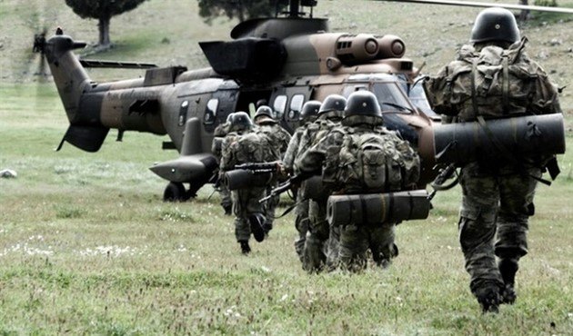Kandil’deki PKK elebaşı Karayılan’ın "Amanos’ta eylem" talimatı Türk askerinin başarılı operasyonuyla suya düştü.
#AmanosDağlarındaPKKBozgunaUğradı

#AvukatlarGünü
#DolarÜçeDüşmeli
#BitiyorumŞuLafa