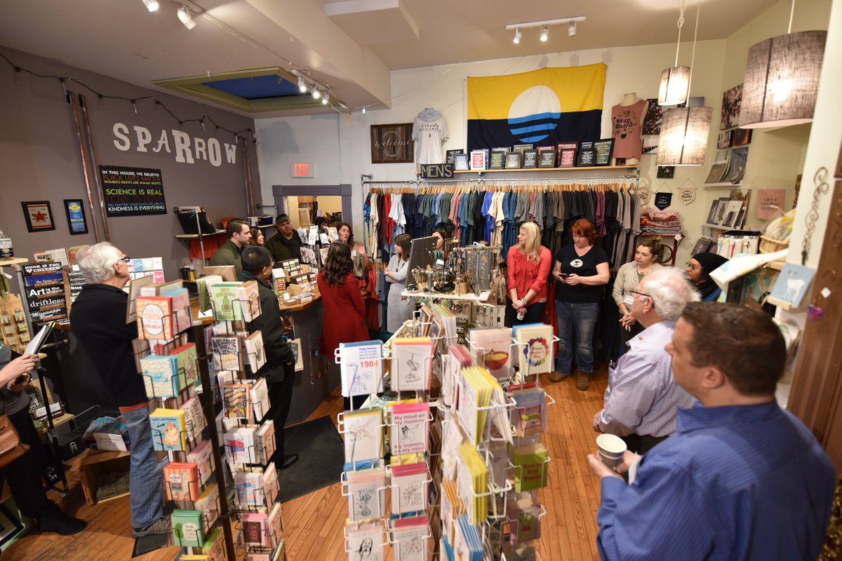 localfirstmke's tweet photo. Intros are going so very well - there’s biz owners here from @RadioMilwaukee to @mkeblacksmith to @Pixologie to #arttherapists to #fairtrade to #taxpreparation to #chiropractors! So many great local bizs! @mke_cc @cityofmilwaukee #MadeInMKE https://t.co/tlAxkJiRQL