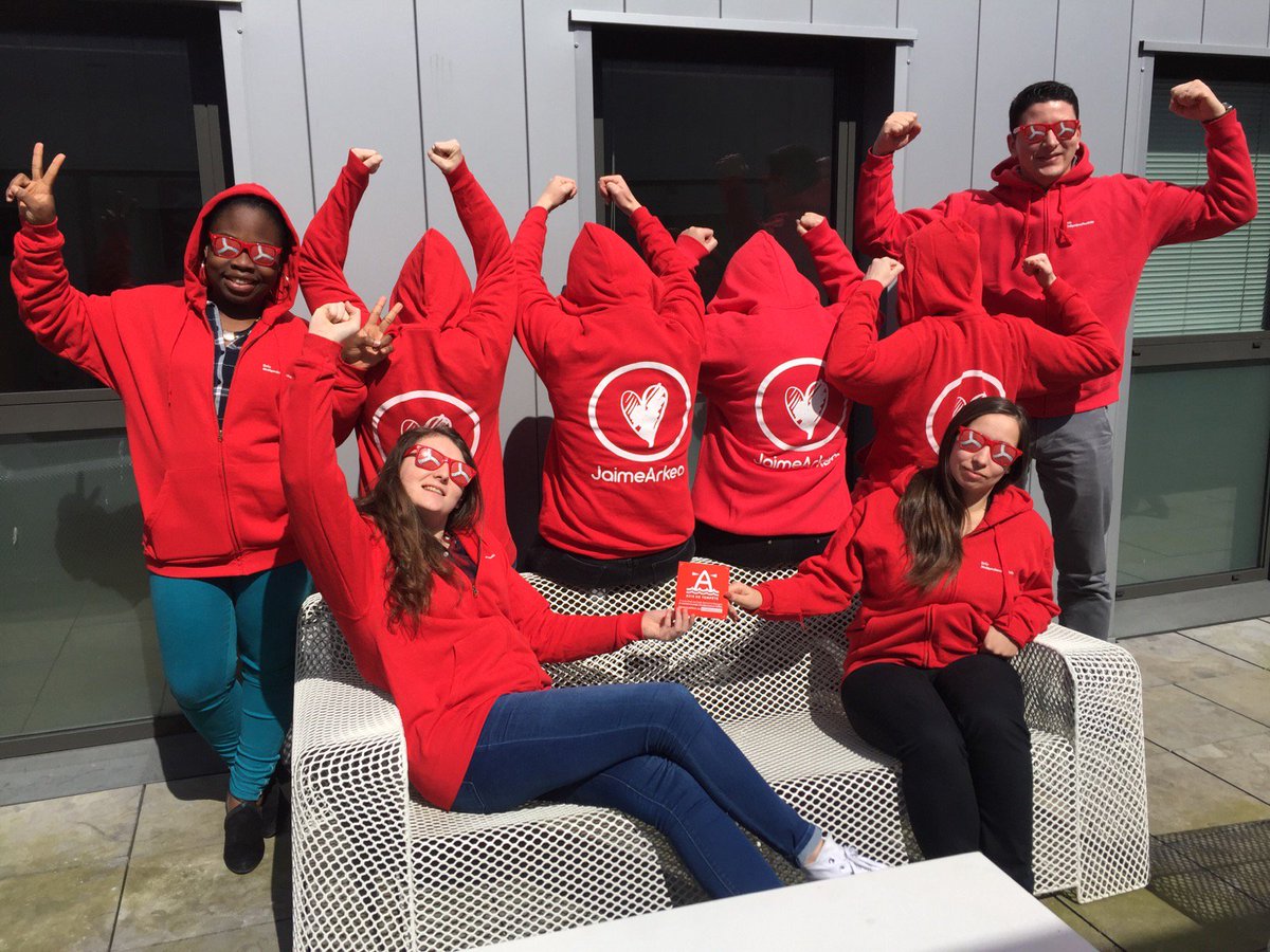 Tout de rouge vêtu !  5 avril au CDR de St-Malo!!!
#IndependancePourArkea #jaimearkea