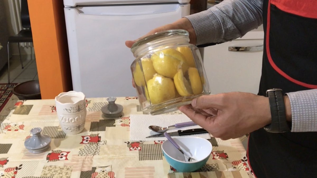 DelizieJosy's tweet photo. #DelizieMarocco #ChefJosy 
Avete mai provato il #limone marinato, o candito? Nel prossimo video la ricetta per preparare un buonissimo ingrediente che si sposa con il #Pollo, da fare in meno di 10 minuti https://t.co/2X1CJvDTp0