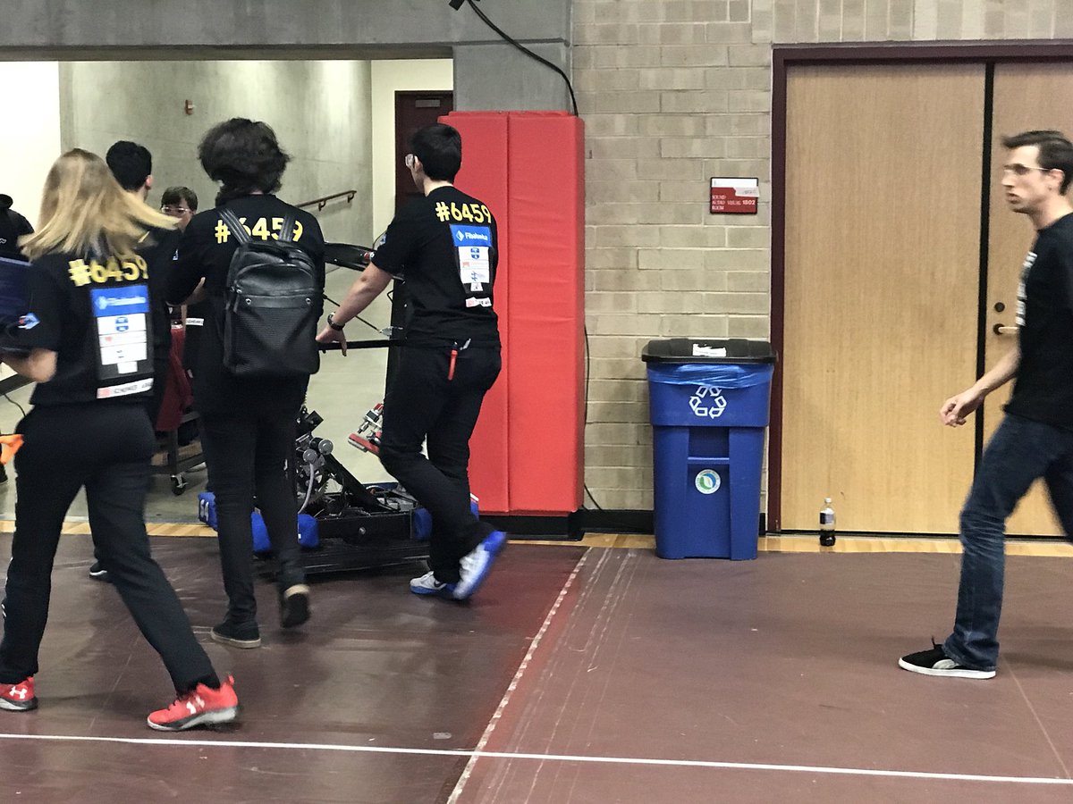 team6459's tweet photo. #tb #coloradoregional2018 😊👾🖤!!
#team6459 #6459 #agrobotik #firstpowerup2018 #frc #first #morethanrobots #OMGRobots https://t.co/HkkuwBltJj