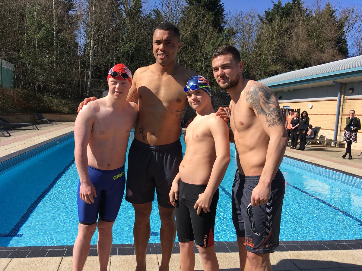 CAFCTrust's tweet photo. Charlton Upbeats Billy and Jack are at @DLSidcup for a swimming race against #cafc’s Jake Forster-Caskey &amp; Josh Magennis ahead of the Upbeats Walk on 14 April https://t.co/hSQFWjjCJh