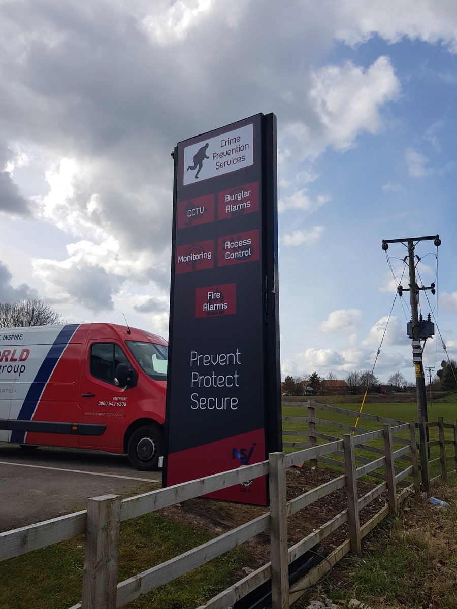 SignworldGroup's tweet image. We have really enjoyed working with @crmprvntnsrvcs helping them get noticed from the A55 during the day and night with illuminated lightboxes #signage #northwales #chester #LED #illumination