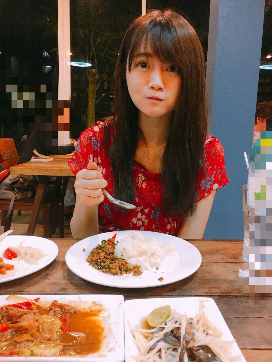 彼女と食事デートなう 彼女と食事デートなう
