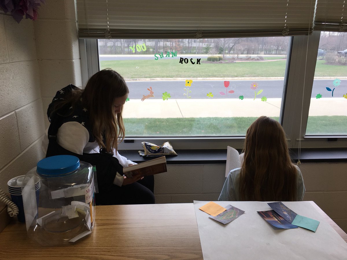 You could seriously hear a pin drop in here! Nothing like starting new Fantasty Book Club books! My favorite unit of the year and soon to be theirs ☺️ #nle18 #fantasybookclubs <a href="/Alisonterzian/">Alison</a> <a href="/dwhite3775/">Donna White</a> #nleread #bookclubs