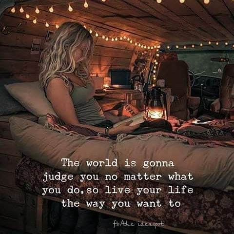 Redheadmom1026's tweet photo. #inspirationalquoteoftheday #livehowyouwant #dontworrywhatothersthink #dowhatmakesyouhappy https://t.co/vce3Yl3CzM https://t.co/6Yvnp6xcFj