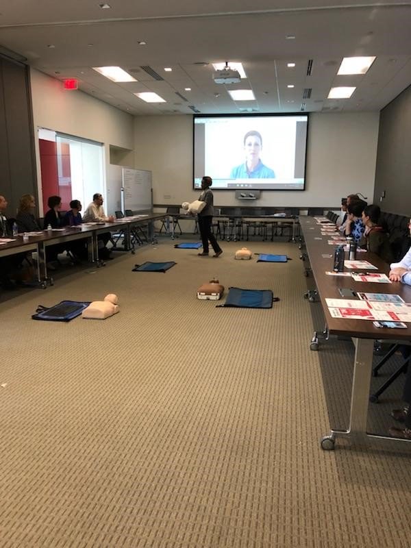 AmHeartOhio's tweet photo. Check out these moments from @Cleveleads learning Hands-Only CPR yesterday! Thank you to @Oswaldcompanies for hosting this life-saving event! #CPRSavesLives #CPROSwald https://t.co/p0mulbj3lS