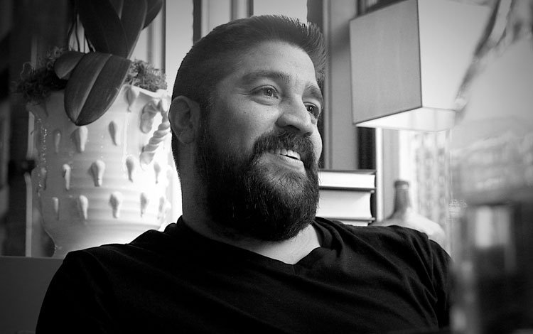 PRODUmercadeo's tweet photo. Diego Figueroa de @lapizusa: La confianza del consumidor es cada vez más frágil y más difícil de ganar #EscándaloDeFacebook https://t.co/5gMJV999qA https://t.co/LBDtVuI5l3