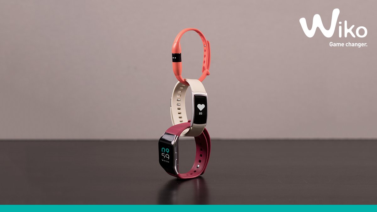 WikoMobile's tweet photo. Jamais 2 sans 3. ✌
Il n’a jamais été aussi simple de se mettre au sport qu’avec les bracelets #WiMATE !
Vous courrez ce week-end ? 🏃
👉 https://t.co/FeoXlZkJkK https://t.co/INGv5Xf54K