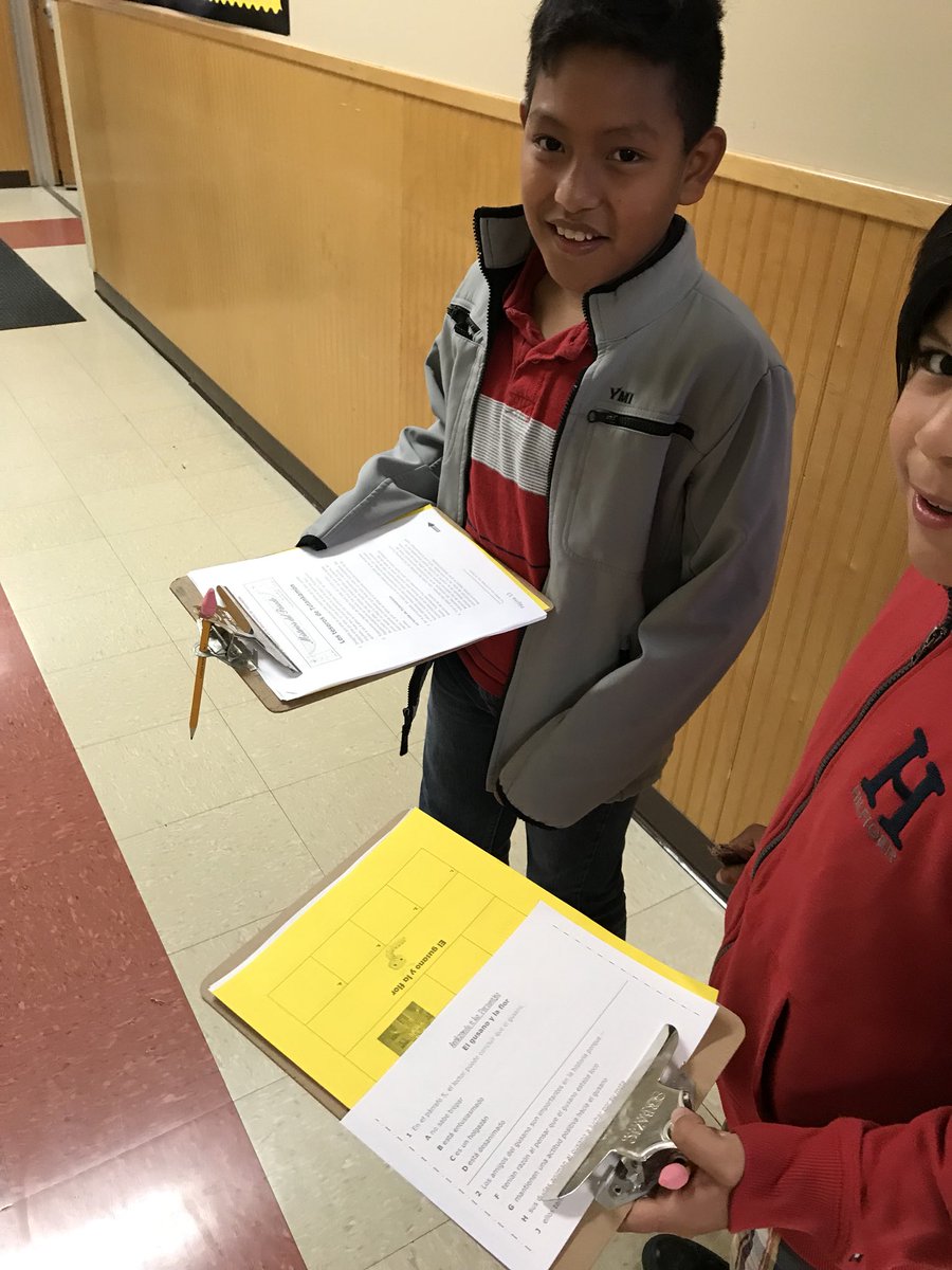 HarrisPhilpott's tweet photo. 4th and 5th grade students and teachers are ROCKIN’ some review games—paper toss, a scavenger hunt, and a game of headbands @hornetstrong @lead4ward https://t.co/cwiU3afj3V