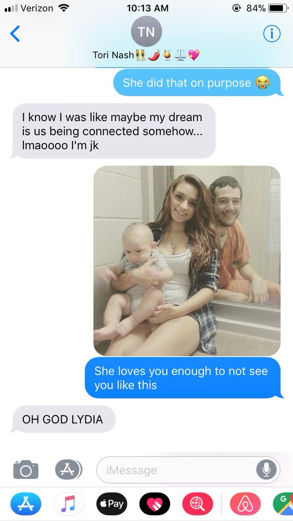 lydstree's tweet photo. @torinashh coming to me for my sage relationship advice.. (FYI her mom gave the most accurate description of @PostMalone as a Walmart tire center employee) https://t.co/Ve8kFmU9hi