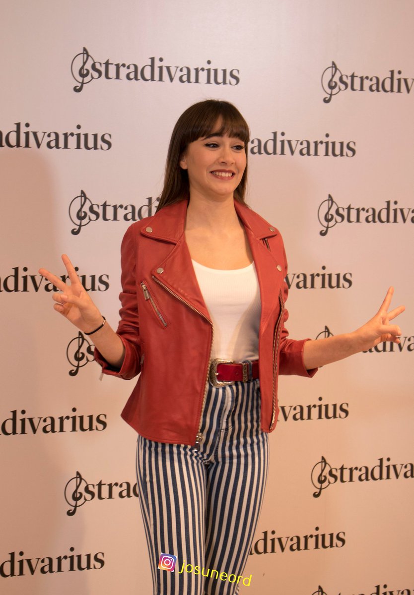 josuneord's tweet photo. @Aitana_ot2017 nueva embajadora de @stradivarius. Parte 5 https://t.co/J6gDw1k184