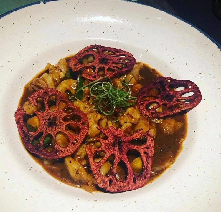 pohindia's tweet photo. #ThePOHexperience
Culinary Heaven!
#Repost @chef_shriram89
・・・
Lotus and shrimp 🍤
.
#POHMumbai #POHIndia #ProgressiveOrientalHouse #Purist #KamalaMills #ProgressiveAsian #YàodiànBar #lotus #shrimp https://t.co/DzmlMvAPgM