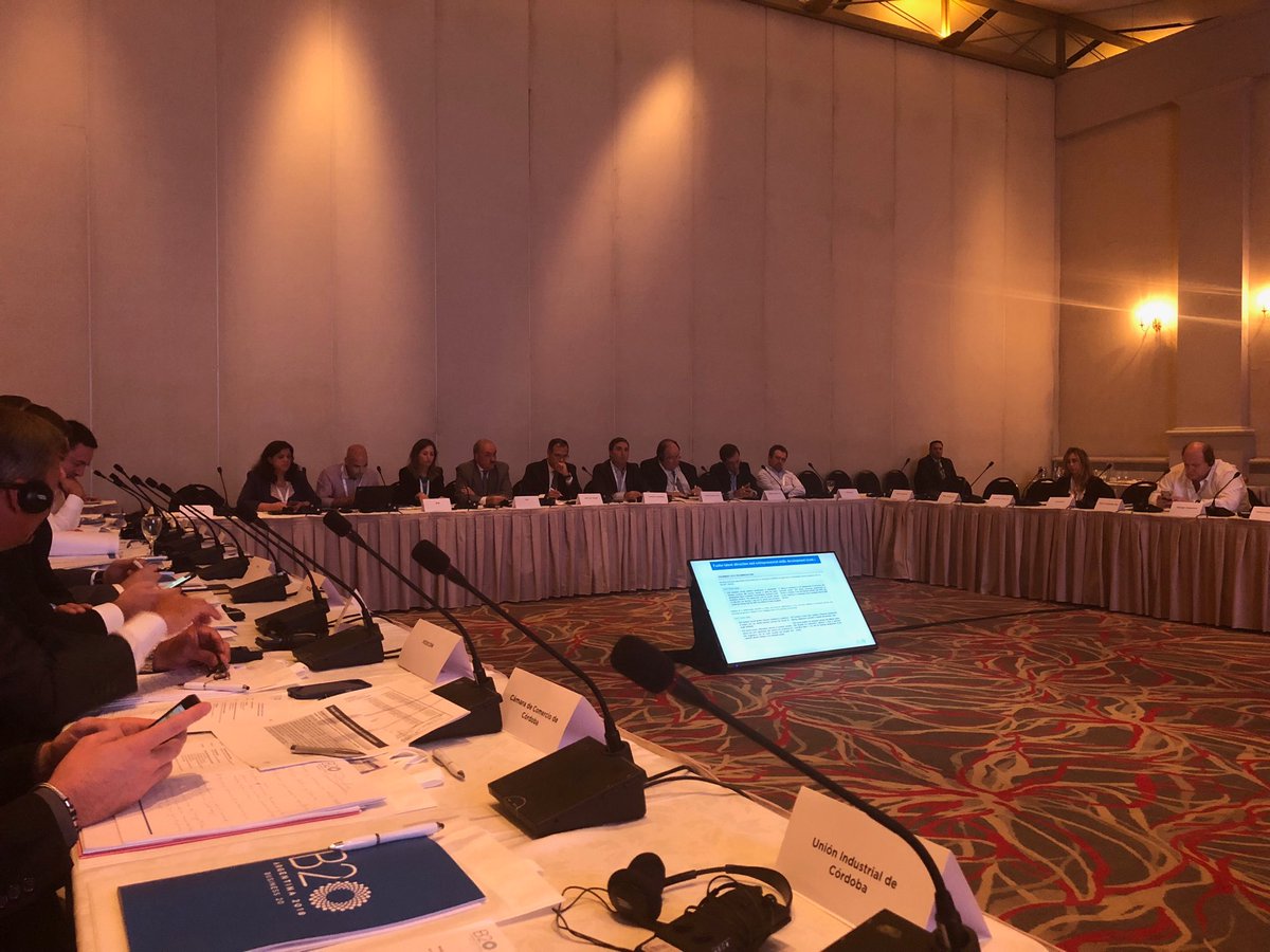 victor_dosoretz's tweet photo. Pedro Villagra Delgado #Sherpa del #G20Argentina nos acompaña hoy en el #SMEsDevelopment @b20 Task Force @CACteinforma https://t.co/J8tn2gTGp2