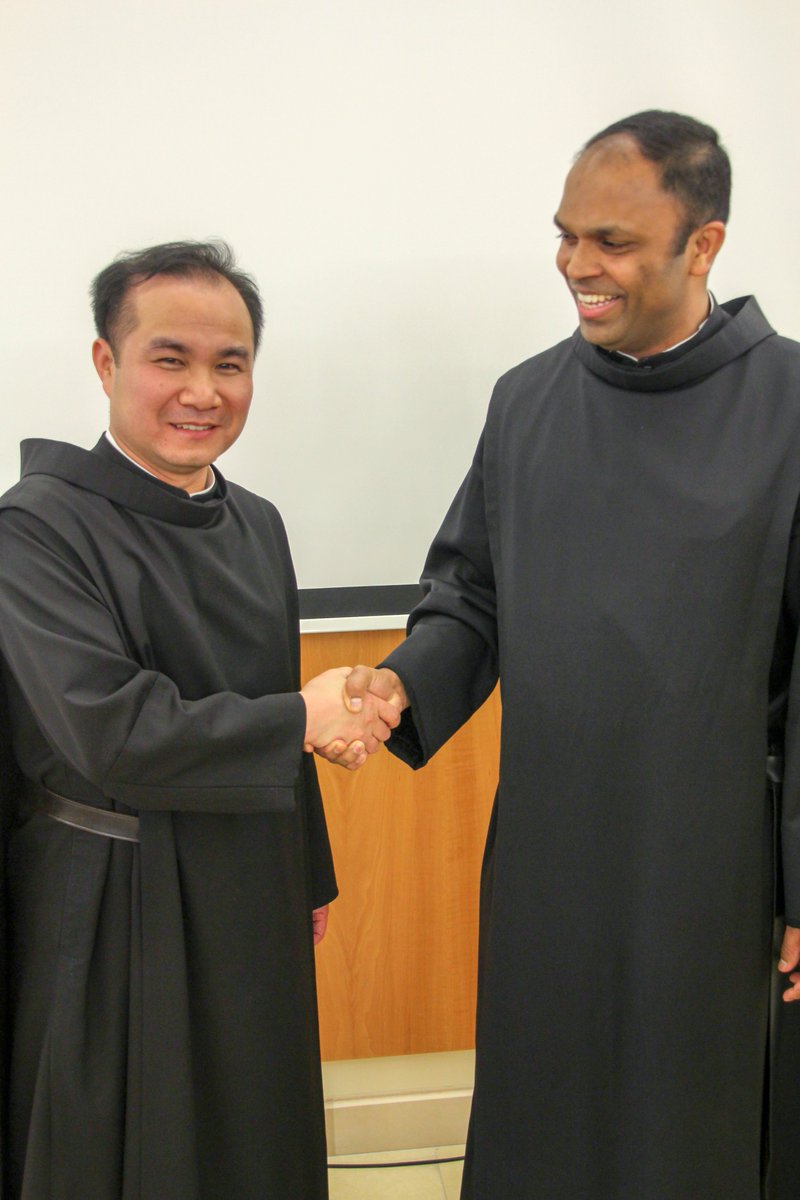 BBrueder's tweet photo. AMTSWECHSEL NACH DEM PROVINZKAPITEL
Am 4. April wurde Frater Paulus Kohler als neuer Prior in den Lebenswelten Steiermark begrüßt, am 5. April trat Frater Antonius Nguyen sein Amt als Prior des Wiener Konventes an. https://t.co/8crUSJktqB https://t.co/7yjOqbIQ5I