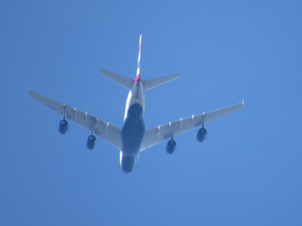 ian_bill67's tweet photo. @British_Airways BA287 G-XLEH A380-841 LHR-SFO fl120 ascending over Milton Keynes #aviation #avgeek #aviationgeek #planespotting #contails #airbus @leela747400 @davewallsworth Happy birthday sir https://t.co/Q6BKESn7im
