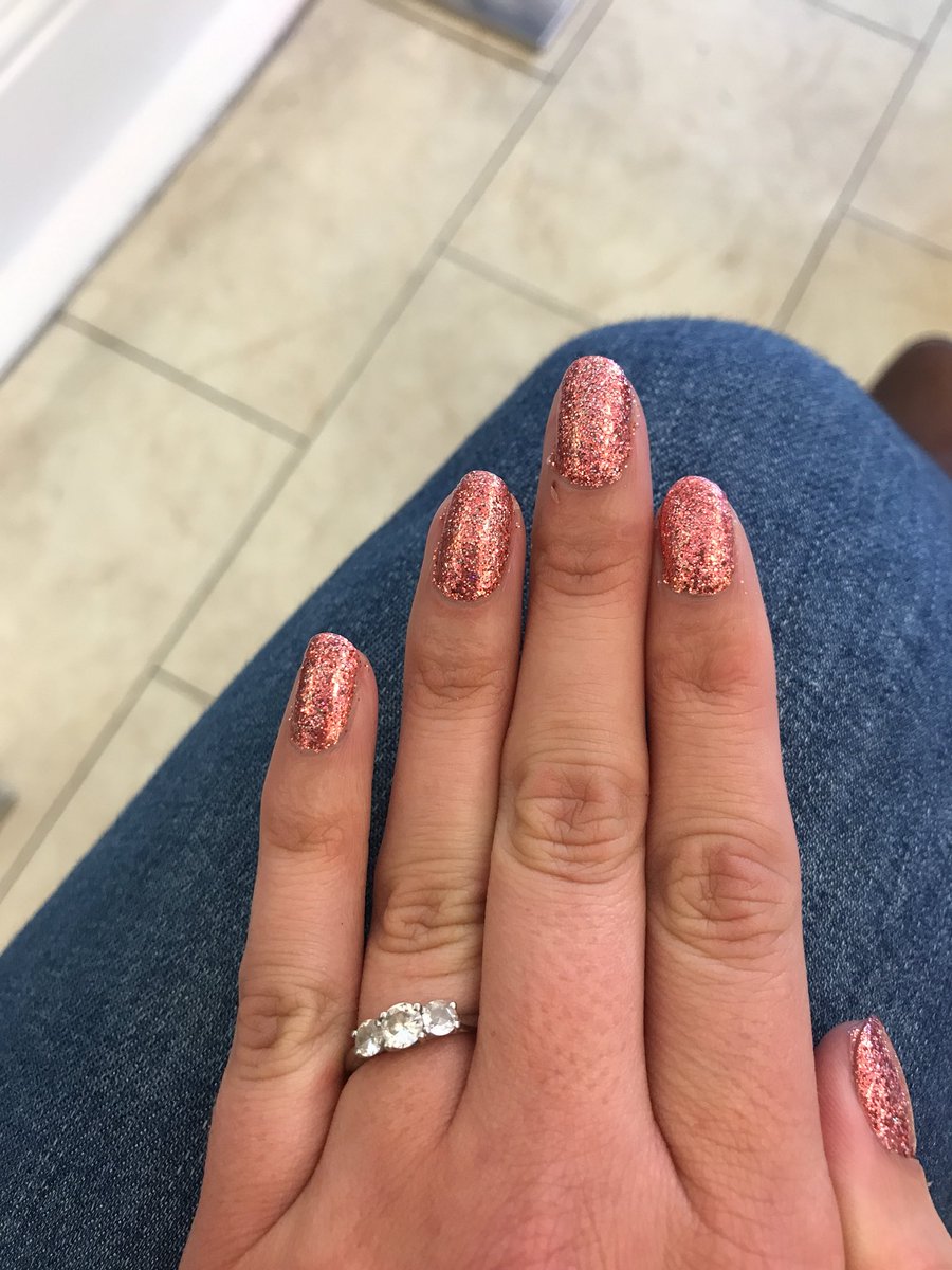 Hen do nails - ✅ lashes ✅ eyebrows ✅ blow dry ✅  let’s do this 💗👰⭐️❤️<a href="/lau_williams86/">Laura Williams</a> @sarah_twose