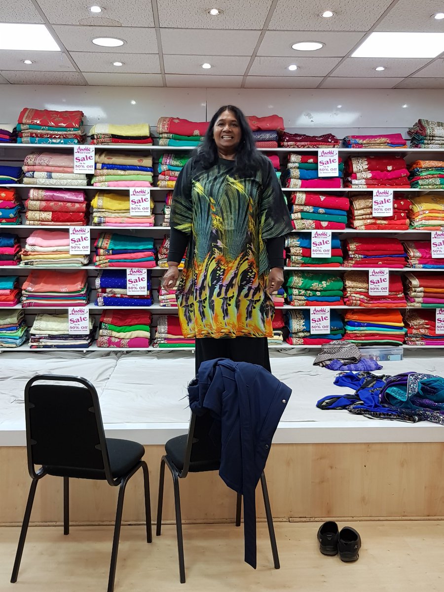 Bobbys1976's tweet photo. @AnokhiSarees having a sneak preview of the famous #handlooms https://t.co/qelnoZS5Tc
