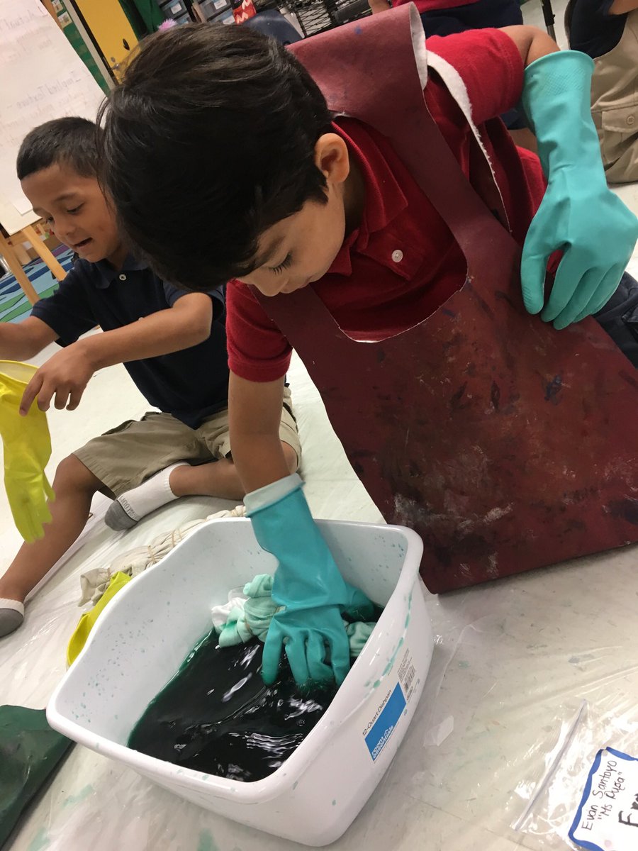 MOOsterpieces's tweet photo. I’m crazy, yet again, to have all the kiddos tie dye. But we’ll be lookin real good for Sport’s Day! @ReeceCubs @tcraft14811 @DrKels50 https://t.co/56apUd87me