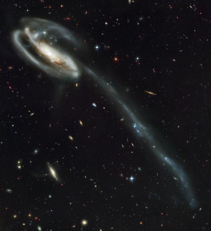 NASAHubble tweet picture