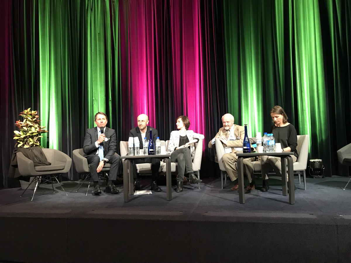 c3_d's tweet image. Nos 4 speakers se mettent d'accord pour dire que les entreprises doivent innover, penser leurs produits avec une logique éthique et durable MAIS AUSSI INCLUSIVE &amp;gt;&amp;gt; Il ne faut pas parler qu'à un petit pourcentage "bobo" de la population ! #PRODURABLE2018 #EntrepriseContributive