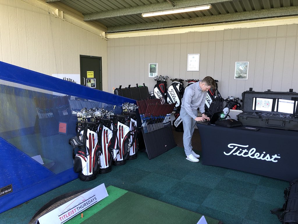 jimmy8underpar's tweet photo. Suns out ☀️😎!
First #TitleistThursday + First round #TheMasters = some happy golfers😁⛳️ @LongAshtonGolf. @benhiscockpga working his magic. #SM7 #718Irons #818Hybrids https://t.co/BXst5IDiKb