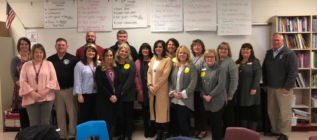 KenenaAPelfrey's tweet photo. Huntsville Schools hosting NWA Elementary Principal Zone Meeting. https://t.co/eJlfusOntR