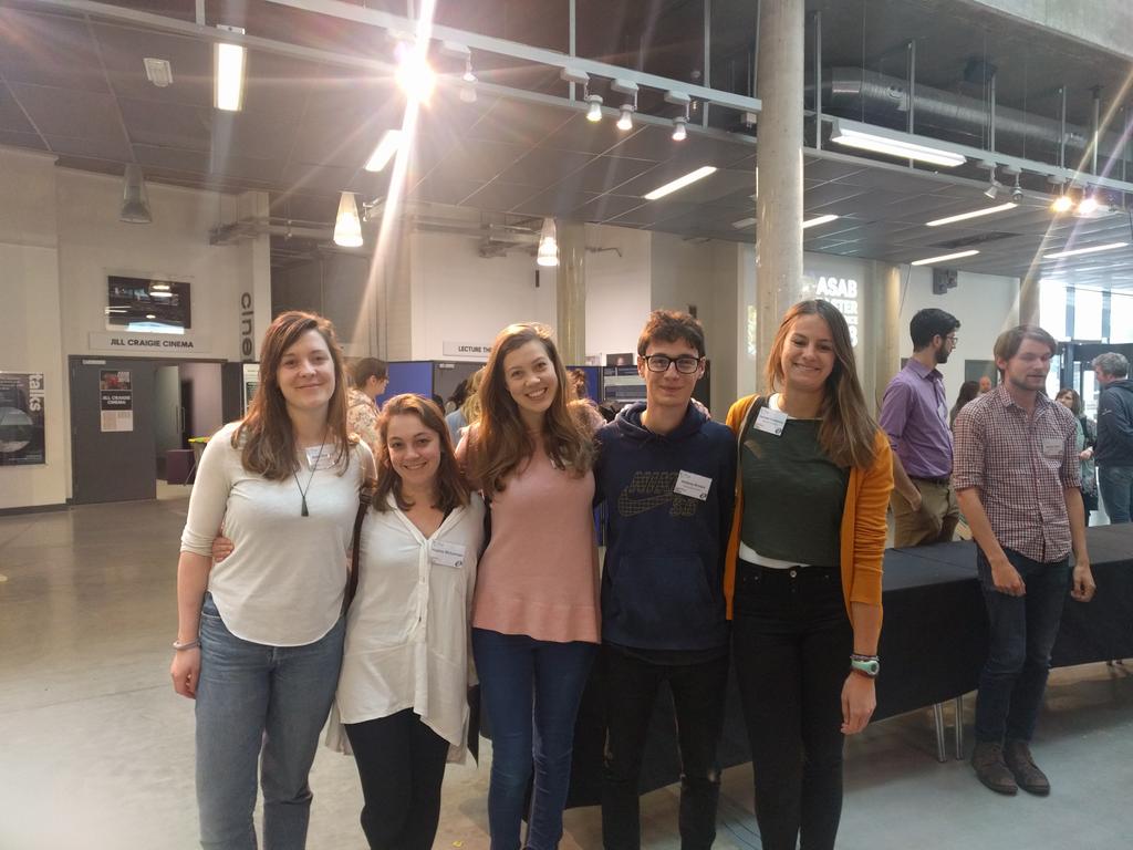 ChristensenChaz's tweet photo. Ex-mongoosers cross paths at #ASABe2018 reminiscing on goosie fieldwork days @Dwarf_Mongoose https://t.co/PnGCNEpUXR